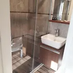 Iz 4*