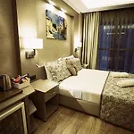 Iz 4* İzmir