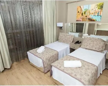 Iz Hotel Izmir