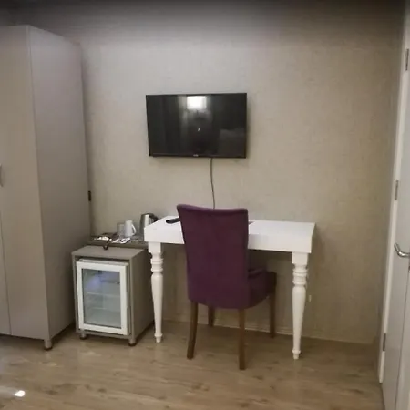 Hotel Iz