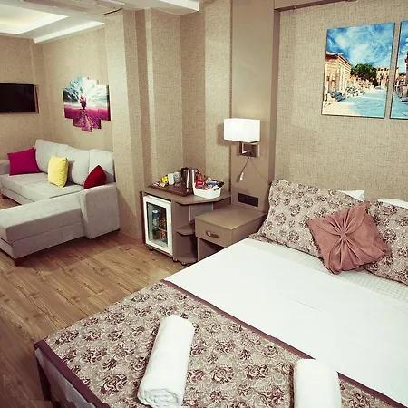 Hotel Iz 4*