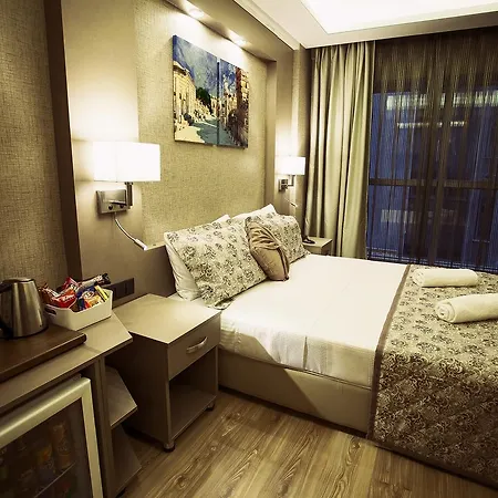 Iz 4* Izmir