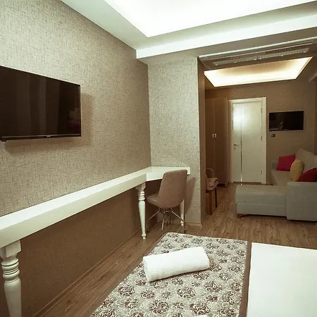 Hotel Iz 4*