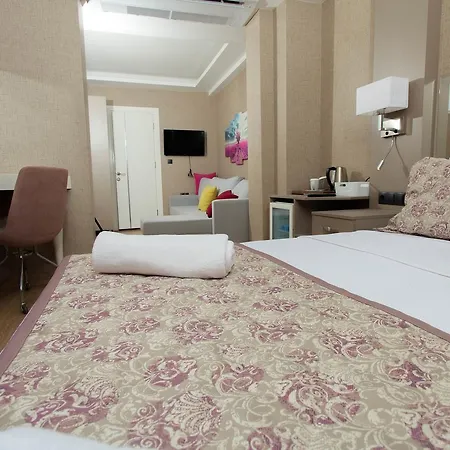 Iz 4* Izmir