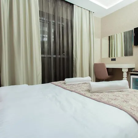 Hotel Iz 4*